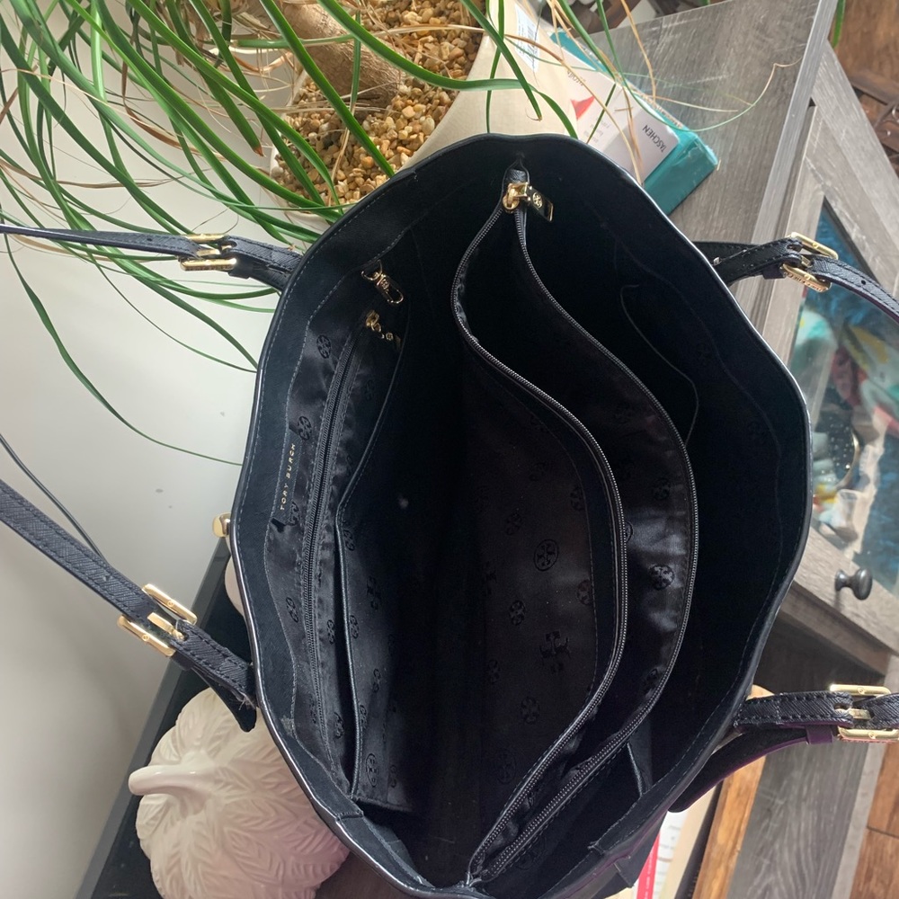 Authentic Tory Burch black tote - Picture 7 of 8